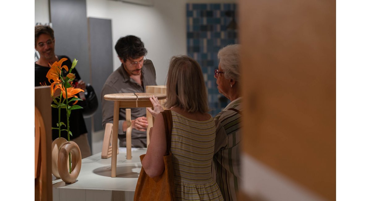 xposición y mesa redonda sobre Artesanía Contemporánea con Rosa Cortiella, The Glass Apprentice y Fusteria JVidal