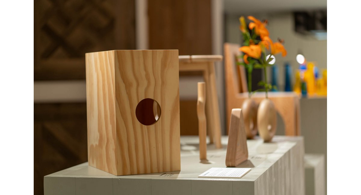 xposición y mesa redonda sobre Artesanía Contemporánea con Rosa Cortiella, The Glass Apprentice y Fusteria JVidal