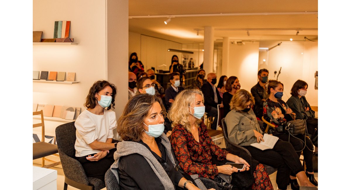 Marc Monzó presenta el solitario "IO" en primicia