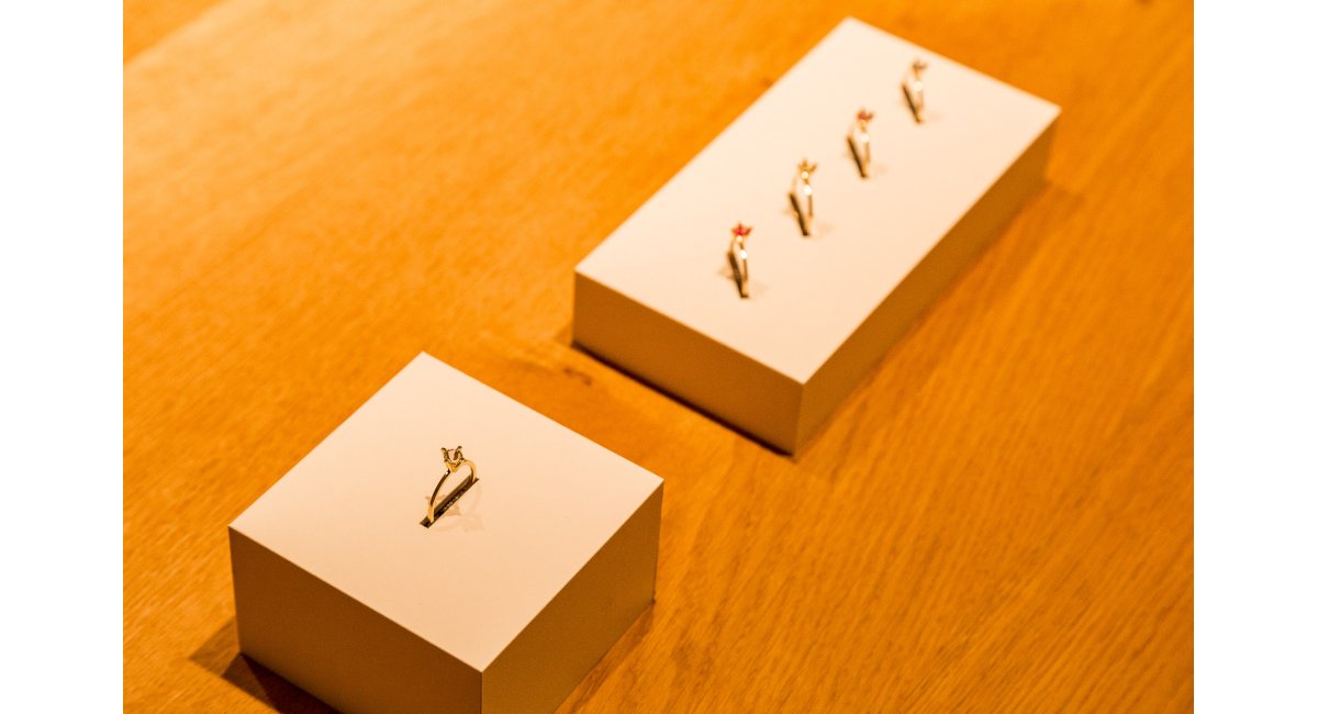 Marc Monzó presenta el solitario "IO" en primicia